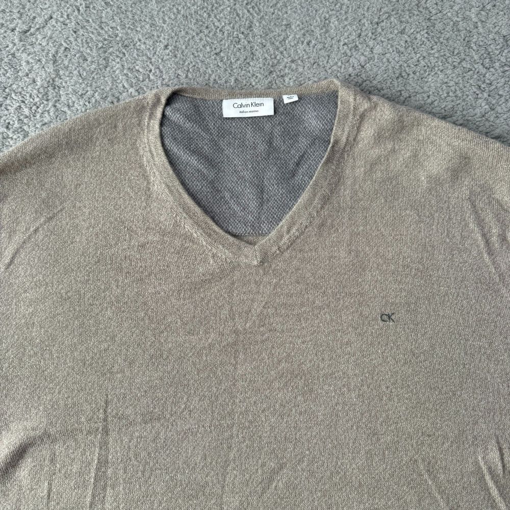 NEW Calvin Klein Sweater Mens 2XL XXL Beige Italian‎ Merino Wool V-Neck Classic